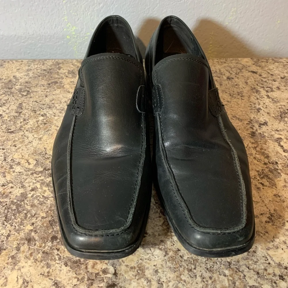 KENETH COLE REACTION BLACK SLIP ON SHOES SIZE 11M